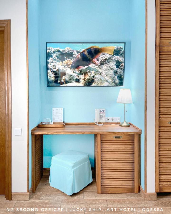 Lucky Ship Art Hotel Οδησσός Εξωτερικό φωτογραφία